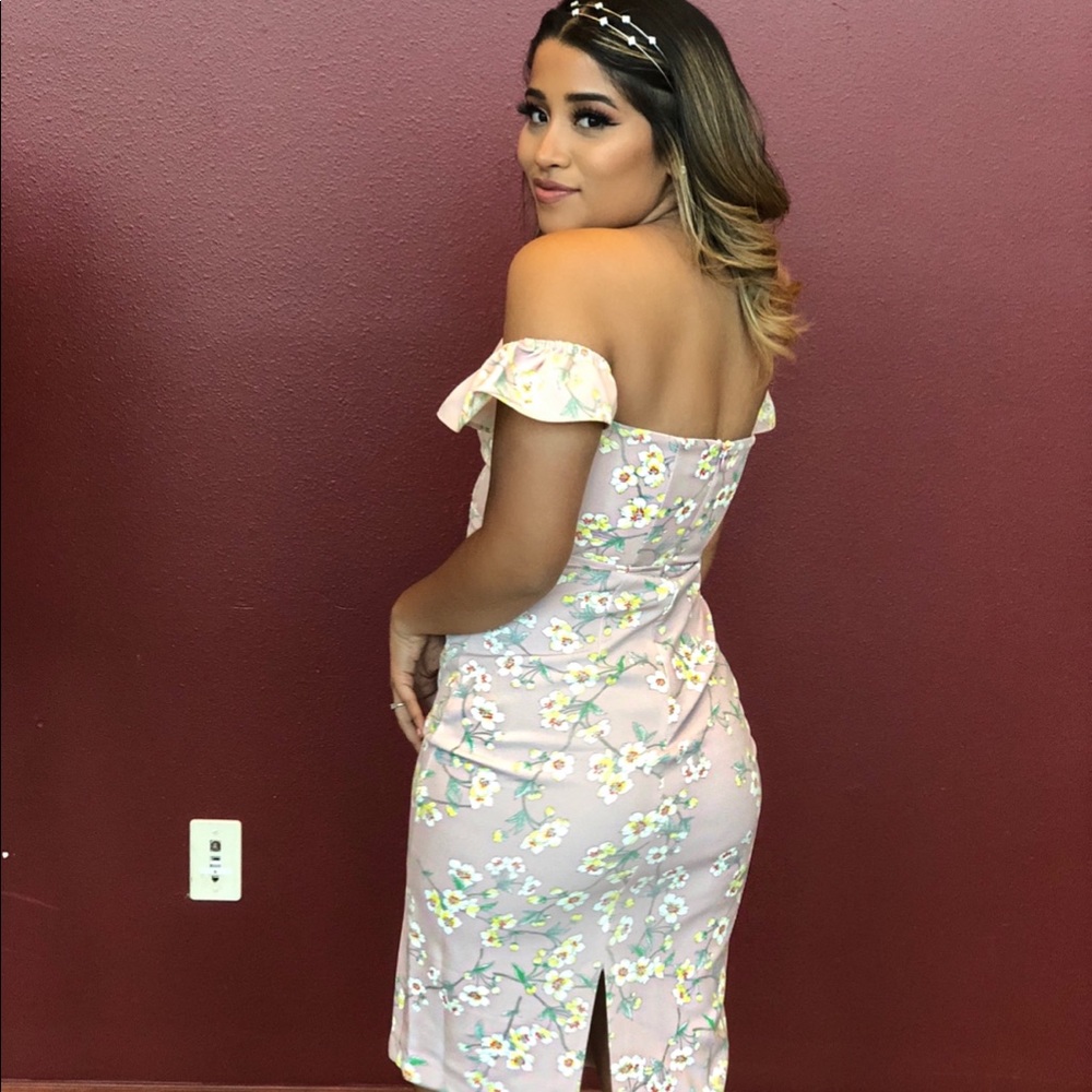 🦋FLORAL MIDI OFF SHOULDER DRESS